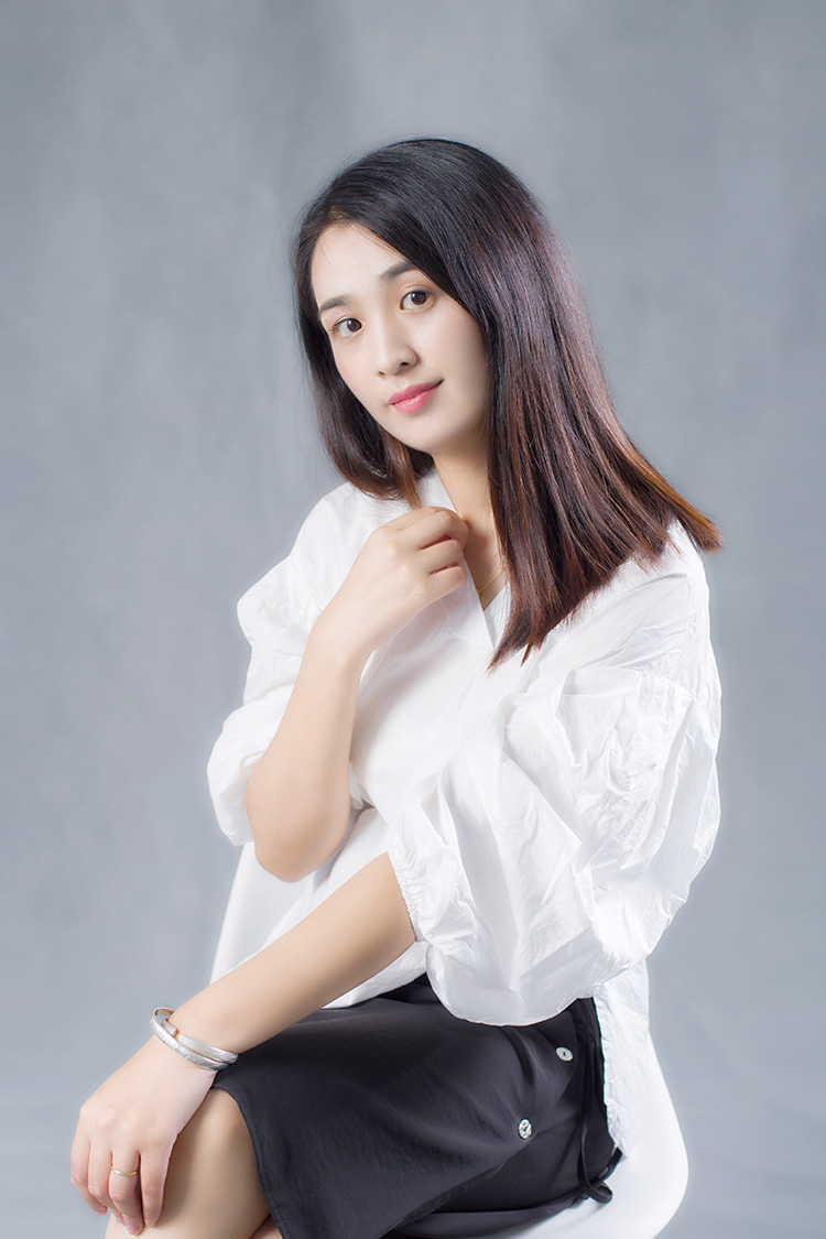 夏丽娜
